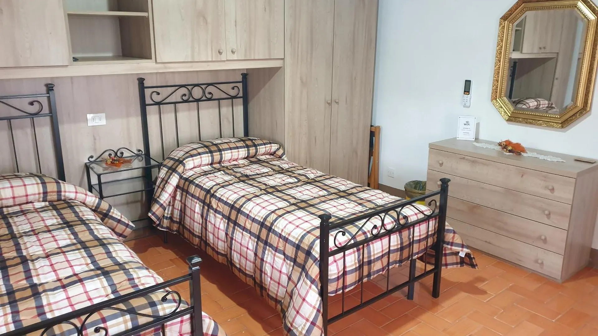 לינה וארוחת בוקר קורטונה B&B Il Mandorlo